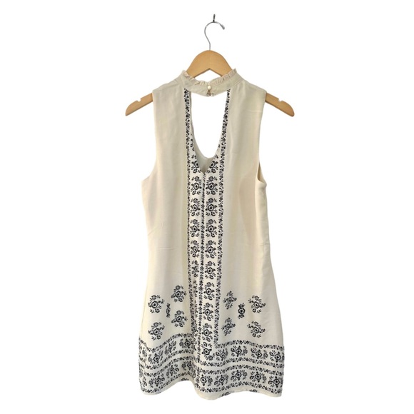 Heart Soul Ivory/Black Shift Dress Embroidered  Sleeveless Keyhole Size Large - Picture 8 of 13
